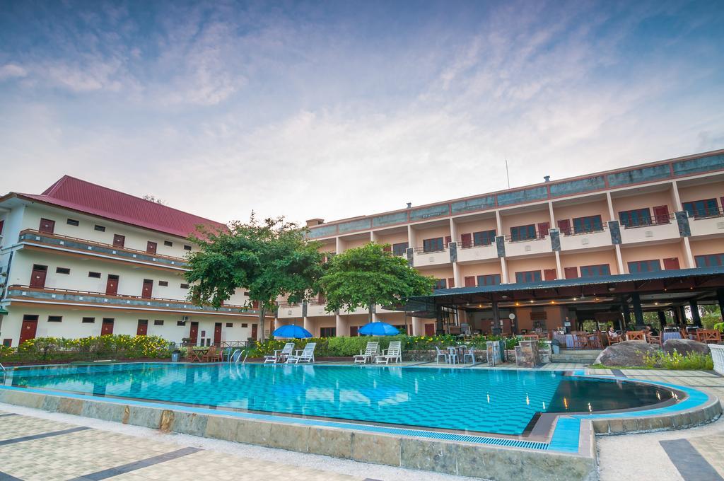 Bintan Agro Beach Resort & Spa Teluk Bakau Exterior foto